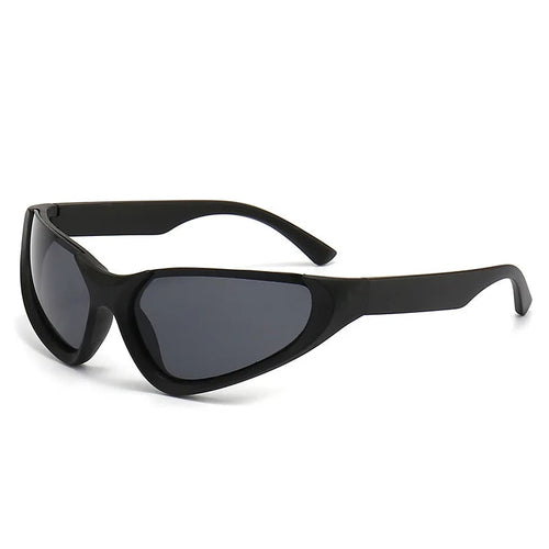 Matte black wraparound sunglasses with dark lenses, sporty Y2K shield-style eyewear for men and women, ideal for streetwear and urban fashion.